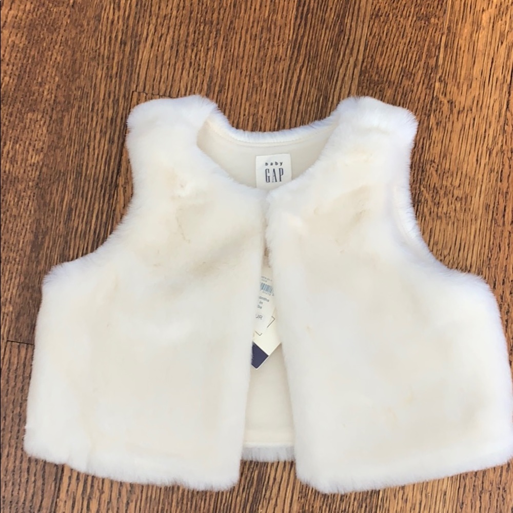 Baby gap faux fur vest